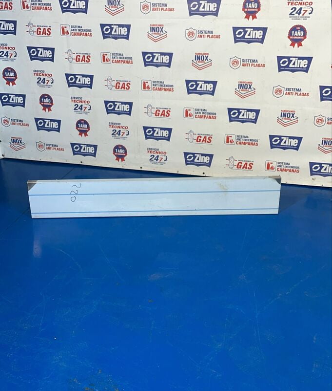 Estantería mural lisa 30x160x26 Estantería mural lisa 30x160x26