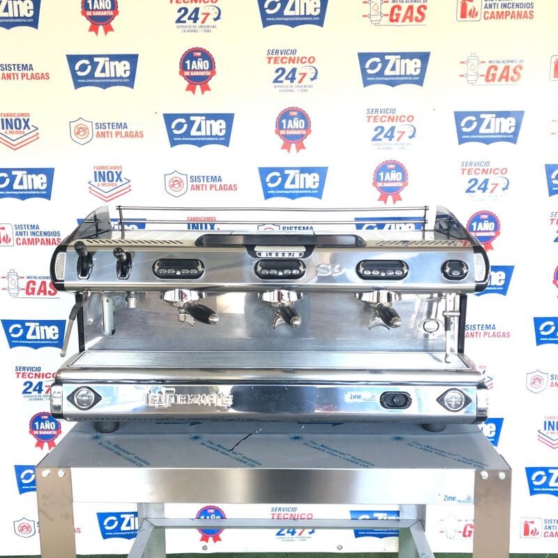 Cafetera 3 cuerpos 100x60x53cm Cafetera 3 cuerpos 100x60x53cm