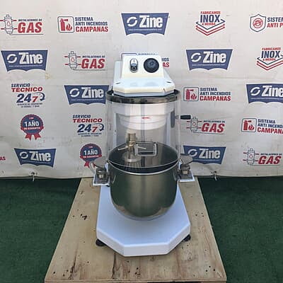 Amasadora profesional 30x60x70cm Amasadora profesional 30x60x70cm